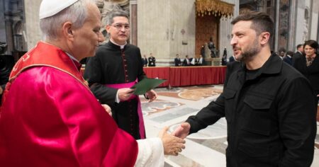 El papa León XIV recibió a Volodimir Zelenski, presidente de "la Ucrania martirizada" imagen-16