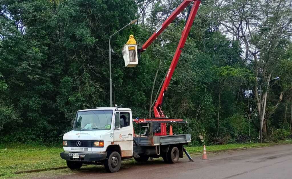 Energía de Misiones fortalece el alumbrado público en El Soberbio imagen-5