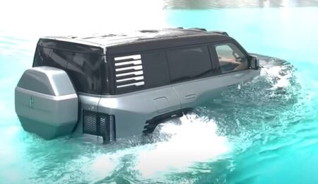 Lanzan un SUV que “flota” arriba del agua y promete revolucionar el offroad imagen-7
