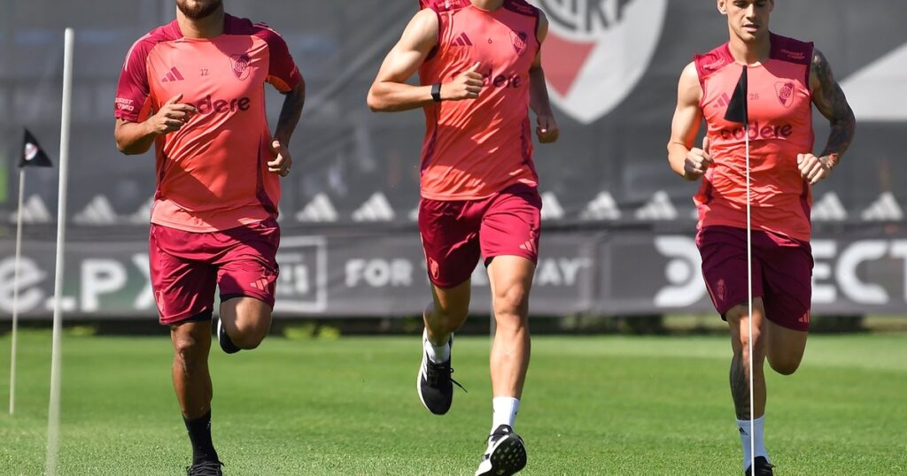 Con la guardia baja: los errores defensivos de River y la decisión que evalúa Gallardo imagen-5
