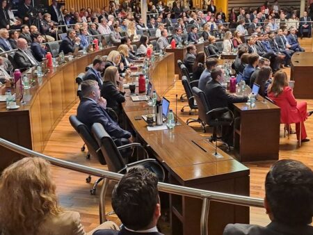 Banca vacía: ¿Desinterés o falta de respeto de Pedro Puerta? imagen-9