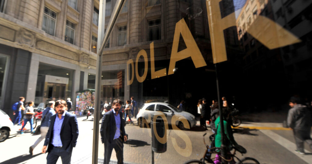 Dólar ahorro hoy: a cuánto cotiza este jueves 08 de mayo imagen-5