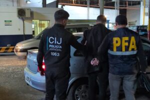 Es policía federal y fue detenido por distribuir imágenes de niños abusados sexualmente imagen-2