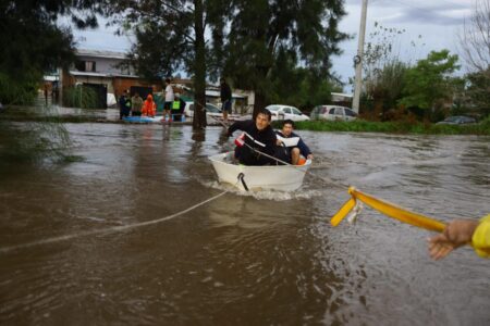 Confirman la segunda víctima: aún hay tres desaparecidos por las inundaciones en la provincia de Buenos Aires imagen-9