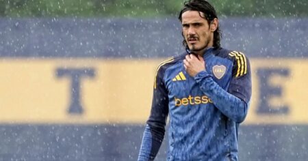 Ni Giménez ni Merentiel: Cavani pasó la prueba de la tormenta y cantará cartón lleno vs. Independiente imagen-23