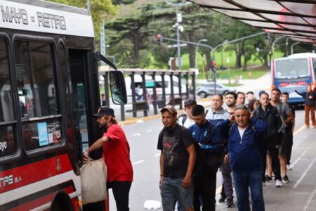 Paro de colectivos: a qué líneas afecta la medida de fuerza que anunció la UTA imagen-12