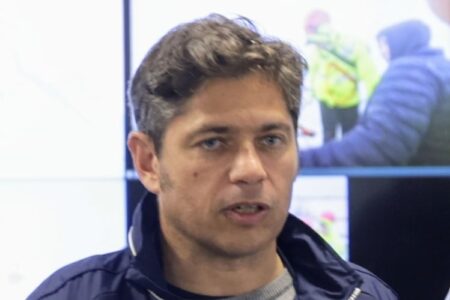 Inundaciones en Buenos Aires: Kicillof advirtió que la situación crítica podría “extenderse hasta la noche de hoy” imagen-15