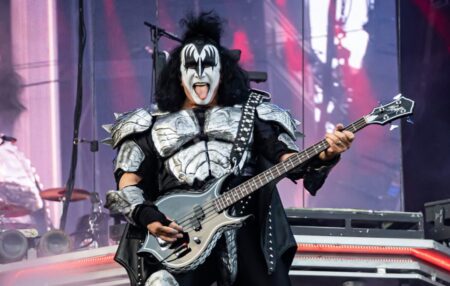 Así decoró uno de los líderes de Kiss la casa que vende por US$14 millones imagen-7