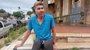 Miguel deambula en un sector del Hospital Madariaga: “Solo pido un lugar digno para vivir” imagen-2