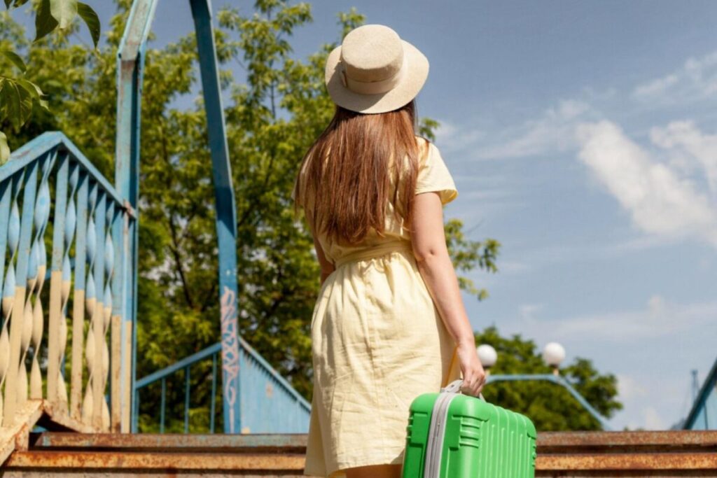 ¿Se puede salir de vacaciones de verano con green card? El trámite clave para lograrlo imagen-93