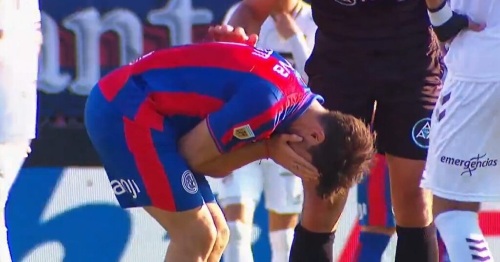 Video: Cerutti se desgarró y salió llorando en San Lorenzo imagen-38