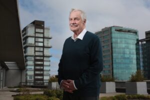 El creador de la Terapia de la Compasión revela cómo el tono del diálogo interno impacta en la salud mental imagen-3