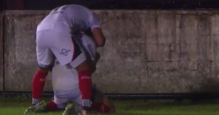 Video: el primer gol de Vecchio en el Ascenso para el triunfo de Defensores de Belgrano imagen-17