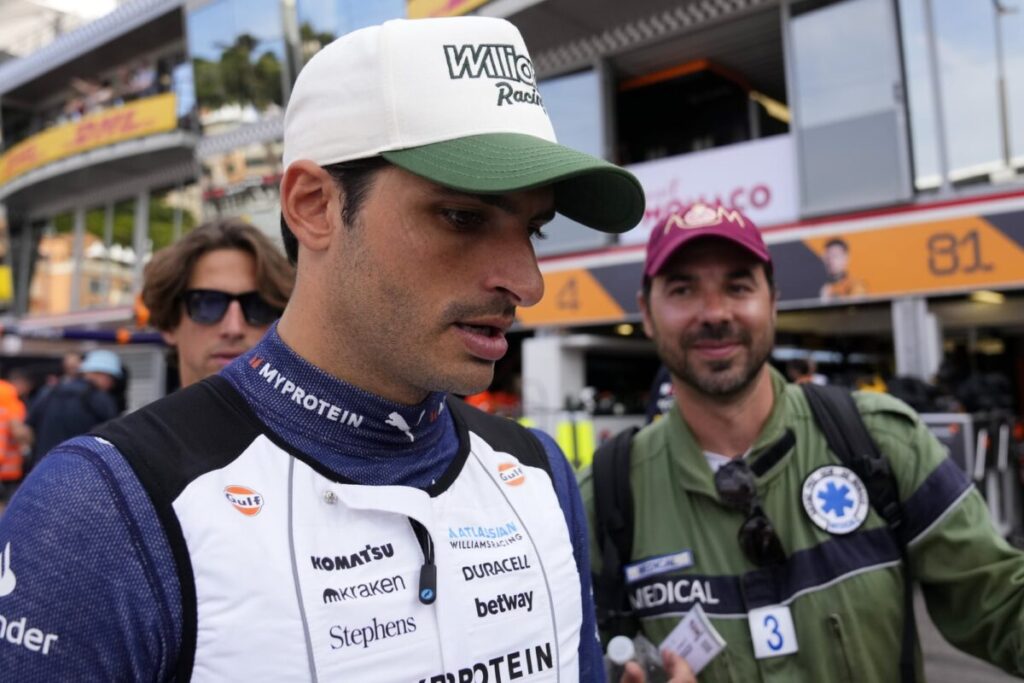 La polémica frase de Carlos Sainz, después de una acción tan legal como ¿poco ética? en el GP de Mónaco imagen-90