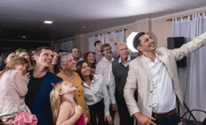 CON LA PRESENCIA DE HARTFIELD, LA LIBERTAD AVANZA LANZÓ SU LISTA EN OBERÁ imagen-2