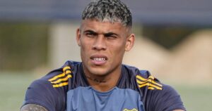 Alerta en Boca por la visa negada a Ayrton Costa y la chance de que se pierda el Mundial de Clubes imagen-2