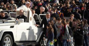 ¿Qué hace un Papa? Después del cónclave, comienza el trabajo imagen-4