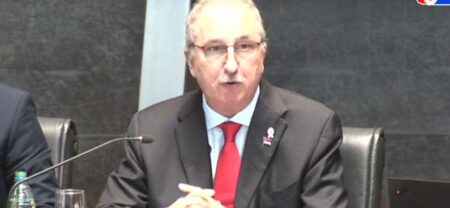«Gobernamos para que la gente viva mejor cada día, poniendo al interés de los misioneros delante de todo», dijo Passalacqua al dejar inauguradas las sesiones ordinarias de la Legislatura imagen-8