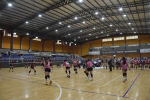 Destacan al «Finito Gehrmann», uno de los escenarios del Campeonato Nacional de Vóley Sub-18 imagen-1