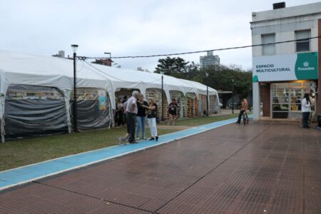 La Feria del Libro vuelve a la Costanera de Posadas con una propuesta cultural para toda la comunidad imagen-14