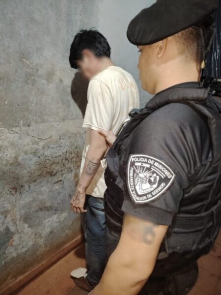 Arrestaron a siete delincuentes que acechaban barrios de Eldorado: Están acusados de múltiples delitos imagen-5
