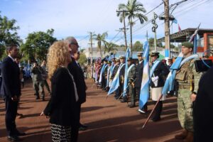 25 de Mayo: la presidenta del Superior Tribunal de Justicia, Rosanna Pía Venchiarutti Sartori, acompañó el acto central en San Vicente imagen-1