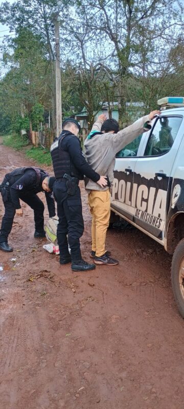 Detuvieron a cuatro delincuentes buscados en Eldorado: Operativos preventivos e investigaciones permitieron atraparlos imagen-20