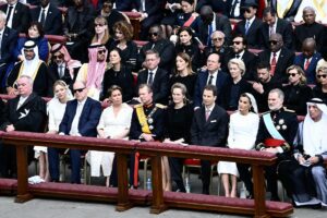 En fotos: todas las imágenes del comienzo del pontificado del papa León XIV imagen-1
