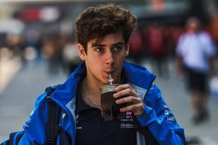 Tres carreras, dos sprint, un sobrepaso “imposible” y un dato a su favor: cómo le fue a Franco Colapinto en Mónaco imagen-24
