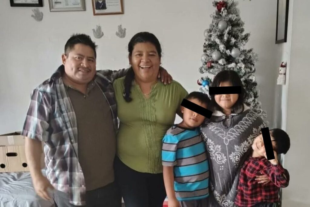 Es mexicana, madre de dos estadounidenses, y el ICE la deportó tras una falta de tránsito en Texas imagen-92