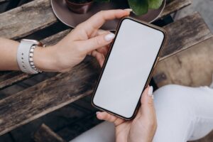 Subastan más de 100 celulares secuestrados en operativos de Aduana: cómo participar online imagen-4