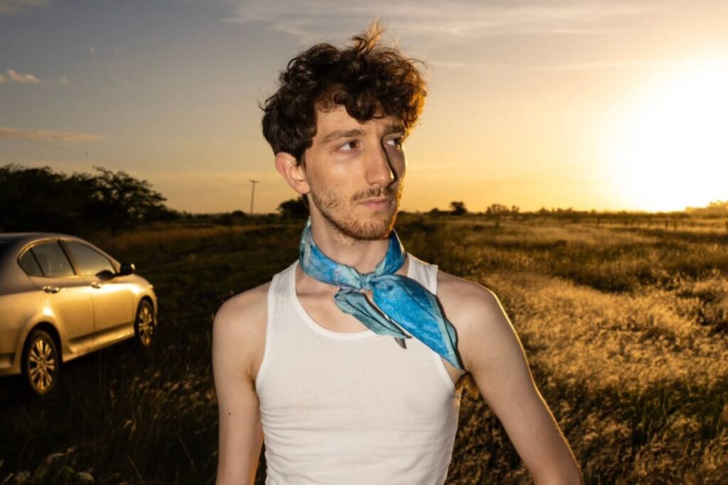 Es hijo de un Les Luthiers y la rompe como matemático en las redes sociales imagen-89