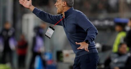 Paliza en la Copa Libertadores: Fortaleza goleó 4-0 a Colo Colo y alcanzó a Racing en la tabla imagen-17