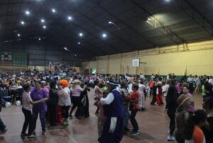Oberá: más de 700 adultos mayores celebraron el Abuelazo a pura energía y emoción | OberaInside.com.ar La Noticia Junto a VosOberá: más de 700 adultos... imagen-3