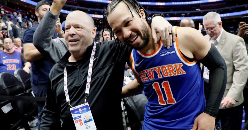 Playoffs NBA: los Knicks eliminaron a los Pistons y los Clippers llevaron a los Nuggets a un séptimo juego imagen-42