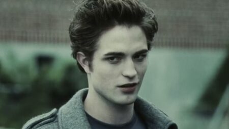 Parece IA, pero es real: es imposible apartar la mirada de los extras de esta escena de 'Crepúsculo' imagen-5