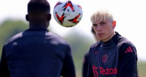 Garnacho y su look capilar para la final de la Europa League imagen-2