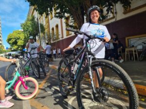 El Instituto Roque González vive a pleno los 25 años de su tradicional bicicleteada solidaria imagen-3
