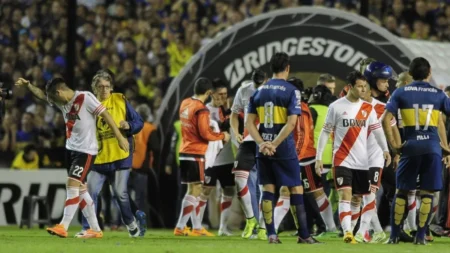 Qué fue de la vida de los futbolistas de River y Boca que jugaron el Superclásico del gas pimienta - TyC Sports imagen-7