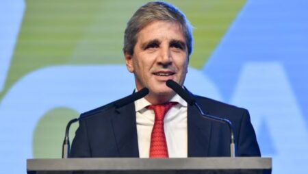 Se espera una semana de anuncios económicos para mantener el valor del dólar imagen-17