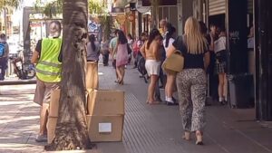 Aseguran que el comercio posadeño pierde frente a las compras en el exterior imagen-2