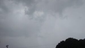 Fin de semana cálido y con lluvias intermitentes, pero se esperan cambios en la semana imagen-1