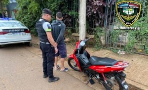 Atraparon a un joven en Garupá con una moto robada en Buenos Aires imagen-12