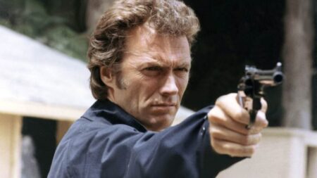Hoy en TV: la exitosa película de acción en la que Clint Eastwood acabó mal con su director y con su guionista imagen-13