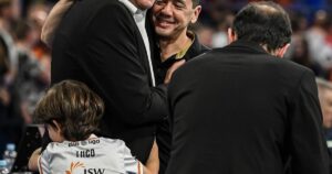La emotiva despedida de Marcelo Méndez de su equipo en Polonia imagen-2