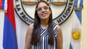 Guadalupe Kolodziedj: “Nos enfrentamos a un monstruo, pero venimos a decir lo que nadie dice en Aristóbulo” imagen-2