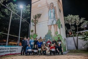 Posadas homenajeó a Ernesto “Finito” Gehrmann con un emotivo mural por el Día Provincial del Deporte: “Los reconocimientos se hacen en vida” imagen-4