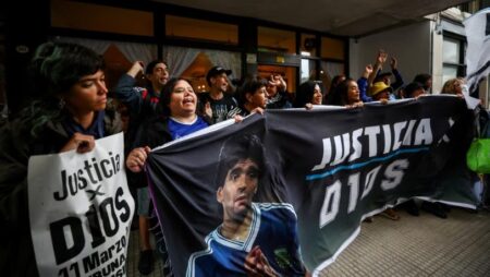 Suspenden por siete días el juicio por la muerte de Maradona tras acusaciones contra una jueza imagen-6