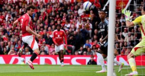 Manchester United vs Aston Villa, con Dibu Martínez, por la Premier League: minuto a minuto, en directo imagen-2