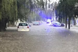 Alerta roja en Buenos Aires: lluvias torrenciales provocaron inundaciones y evacuaciones en varias ciudades y la situación es crítica en Zárate imagen-1